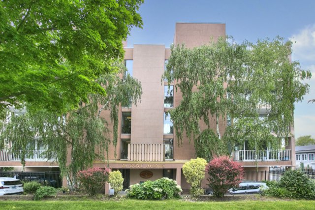 26 Cove Avenue, Norwalk