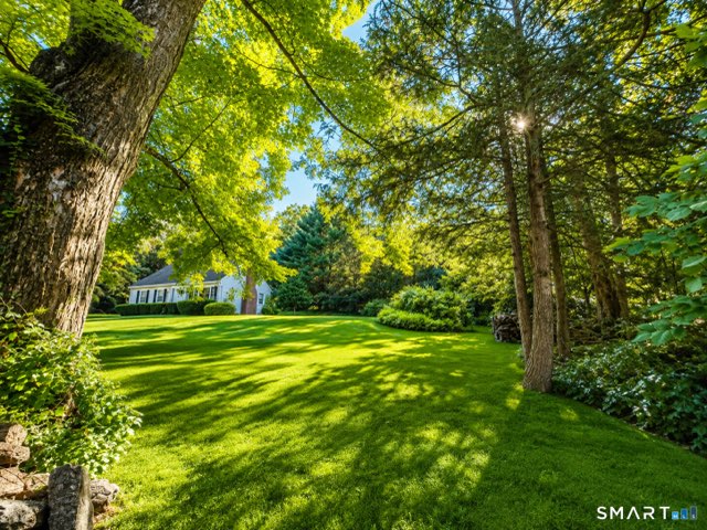 37 Weed Street, New Canaan