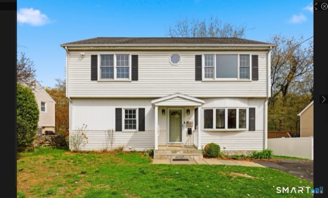 103 Ledge Lane, Stamford