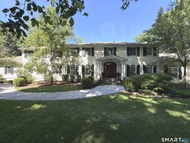 490 Lost District Drive, New Canaan