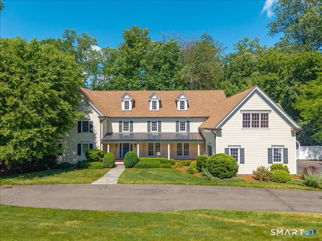 27 Woody Lane, Westport