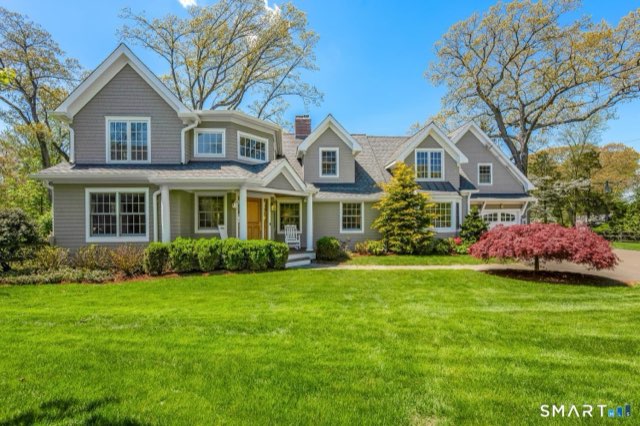18 Phillips Lane, Darien