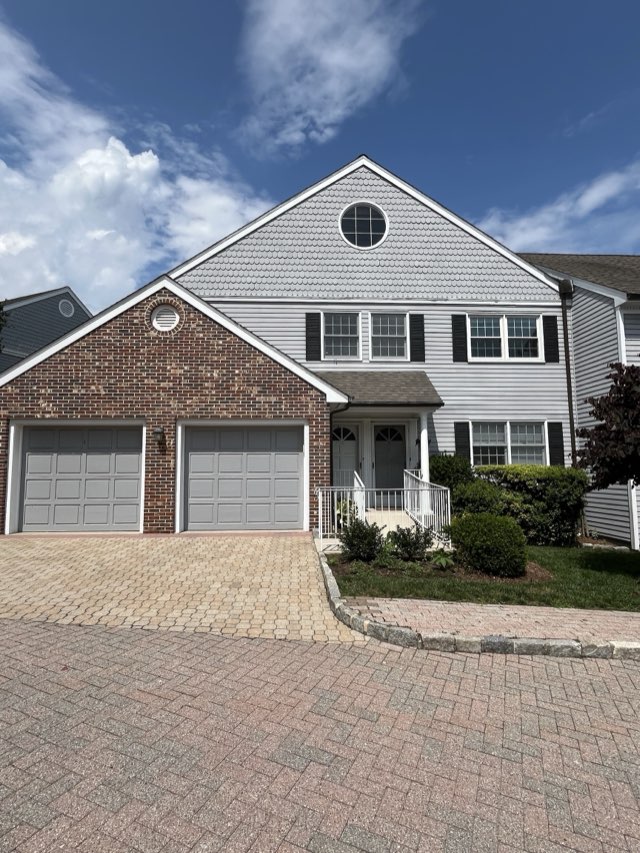 11 Pond Lane, Darien