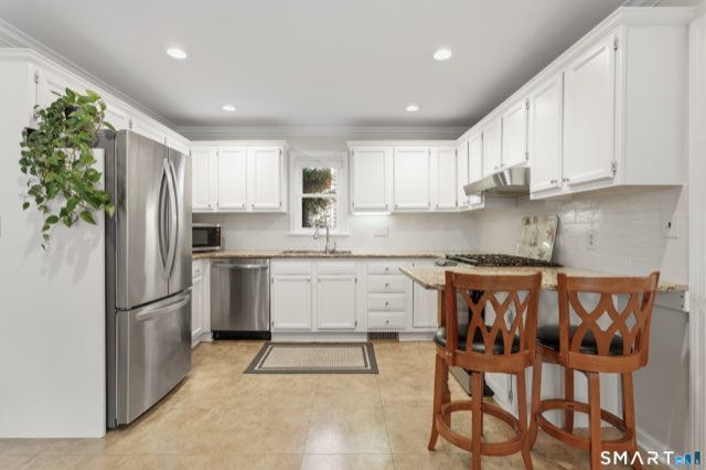 116 Stuart Avenue, Norwalk