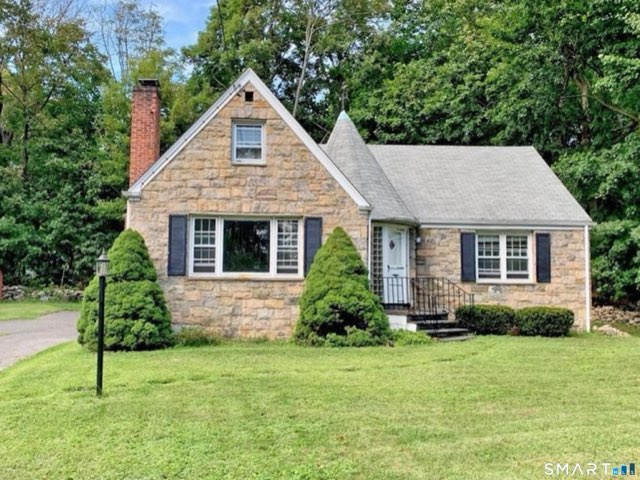 2727 Boston Post Road, Darien