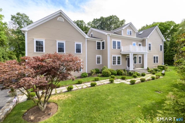 354 Oaklawn Avenue, Stamford