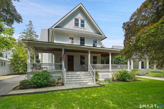 2 Wahneta Road, Greenwich