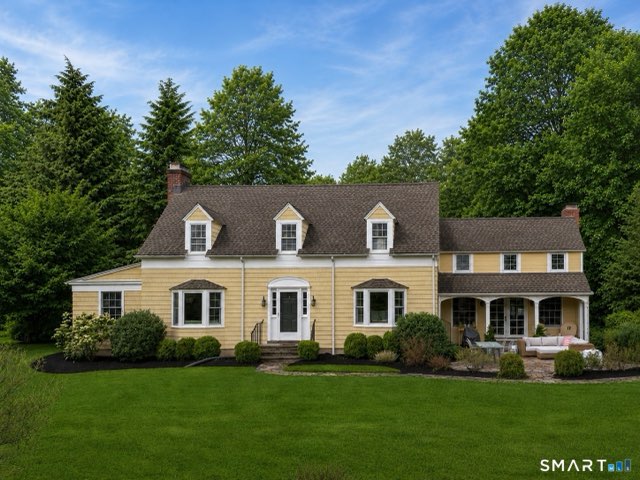 3 Holmewood Lane, New Canaan
