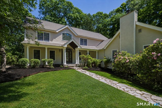 39 Powder Horn Hill Road, Wilton