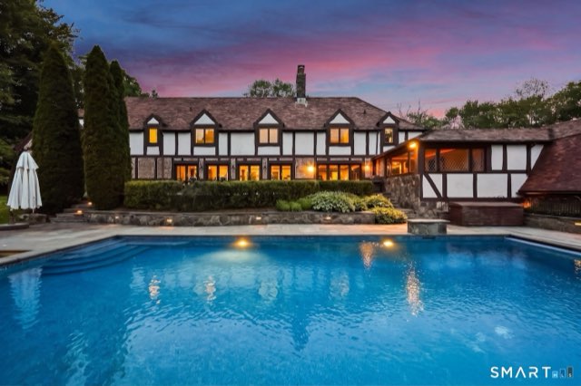 991 Lake Avenue, Greenwich