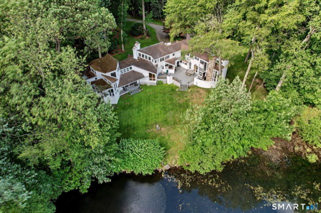 9 Morehouse Lane, Norwalk