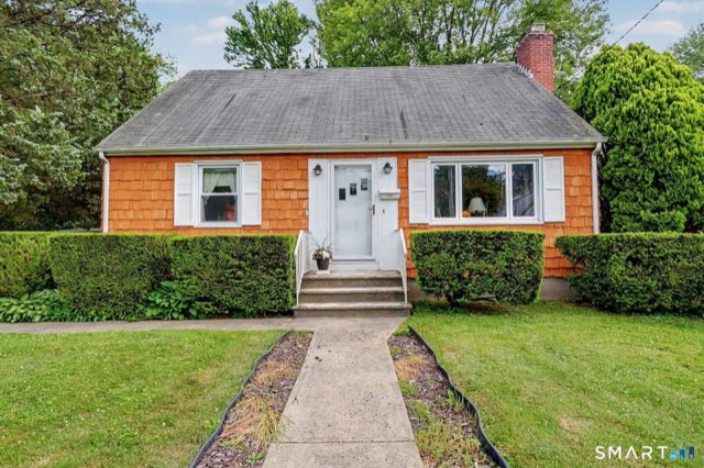 17 Newfield Street, Norwalk