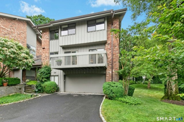 377 Main Street, New Canaan