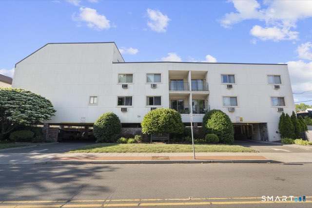 34 Crescent Street, Stamford