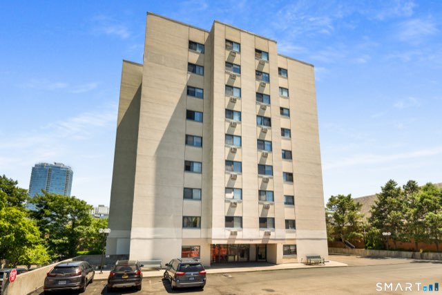 51 Schuyler Avenue, Stamford