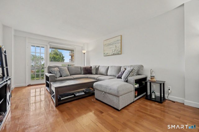 91 Strawberry Hill Avenue, Stamford