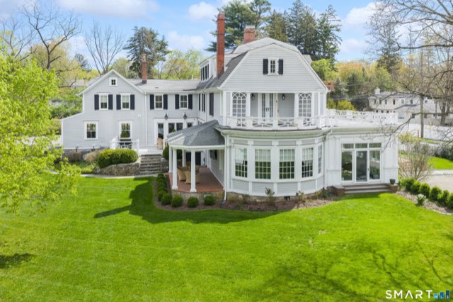 5 Middlesex Road, Darien
