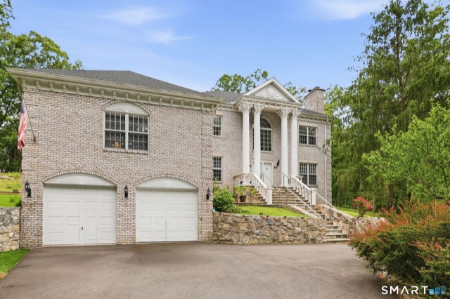 18 West Haviland Lane, Stamford