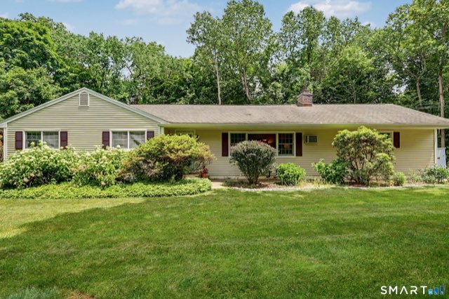 17 Pumpkin Lane, Norwalk