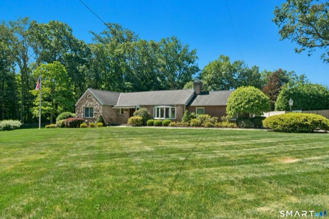 211 Old Norwalk Road, New Canaan