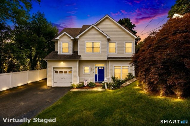 16 Sunset Hill Avenue, Norwalk