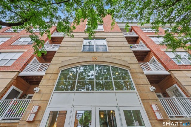 25 Adams Avenue, Stamford