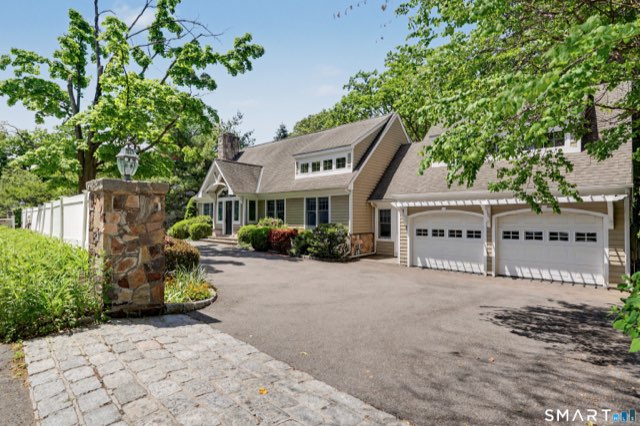 186 Compo Road South, Westport