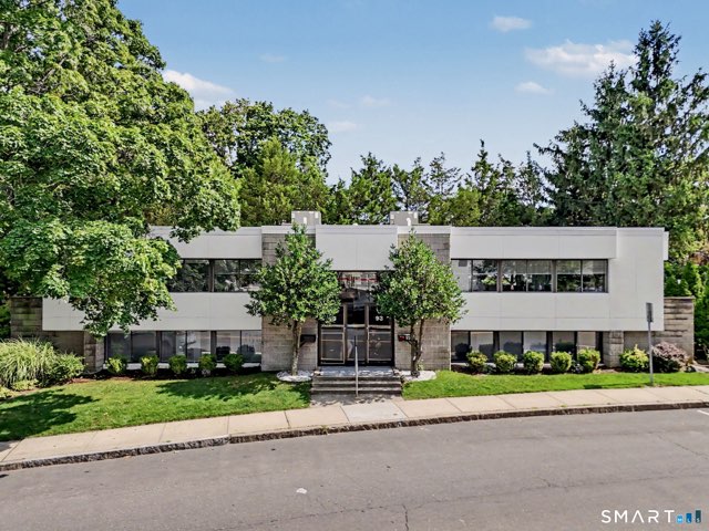 93 Cherry Street, New Canaan