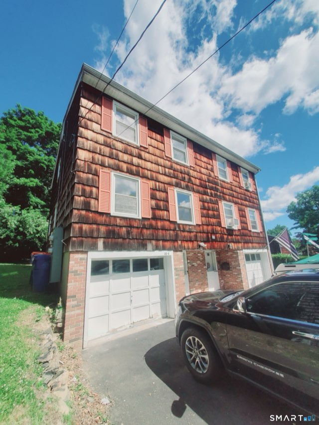 313 Flax Hill Road, Norwalk