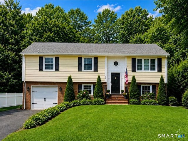 70 Dannell Drive, Stamford