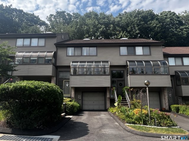 2539 Bedford Street, Stamford