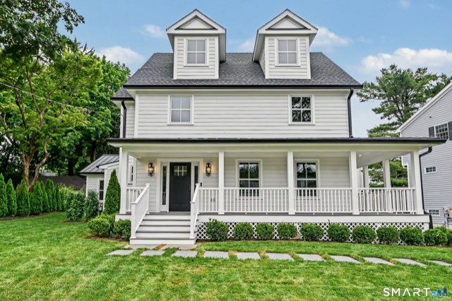 4 Sachem Lane, Greenwich