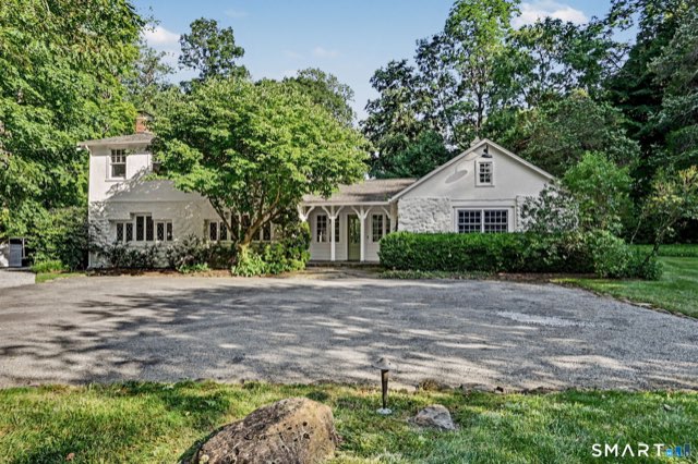 1097 Sunset Road, Stamford