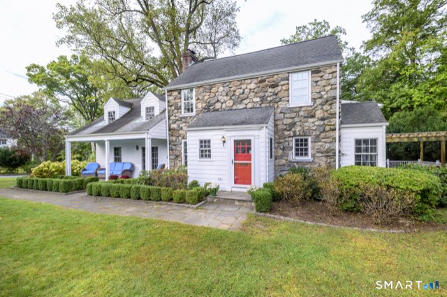 64 Sanford Lane, Stamford