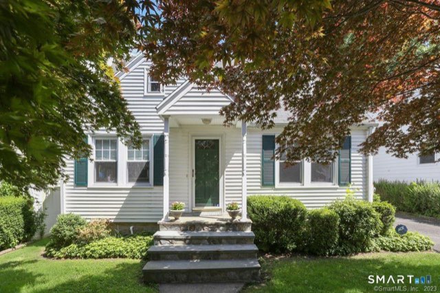 24 Henry Street, Darien
