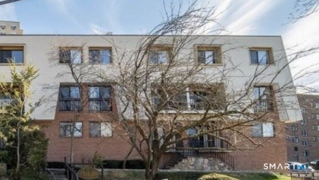 1 Valley Road, Stamford