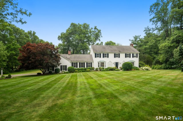 667 Carter Street, New Canaan