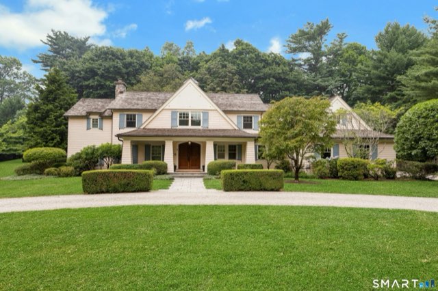 6 Searles Road, Darien