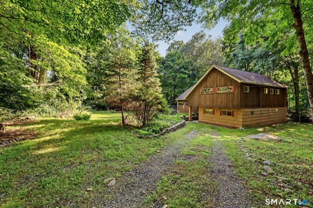 65 Whipple Road, Wilton