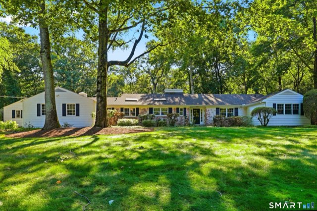 18 Linda Lane, Darien