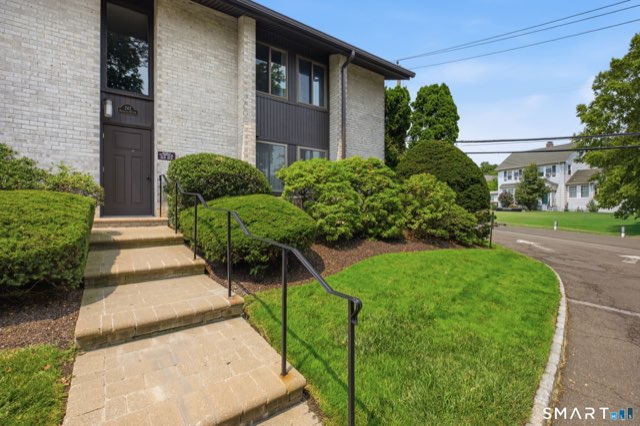 247 Hamilton Avenue, Stamford