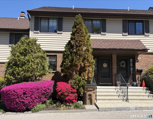 202 Soundview Avenue, Stamford