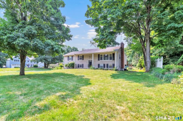 22 Old Lantern Place, Norwalk