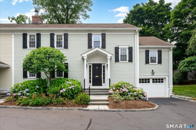 123 Richmond Hill Road, New Canaan