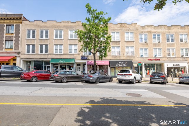 347 Greenwich Avenue, Greenwich
