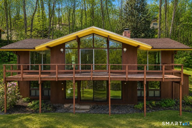 304 Olmstead Hill Road, Wilton