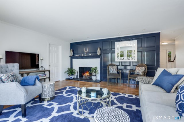 175 Dolphin Cove Quay, Stamford
