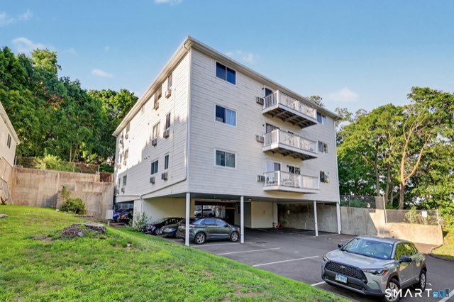 7 Hamilton Avenue, Norwalk