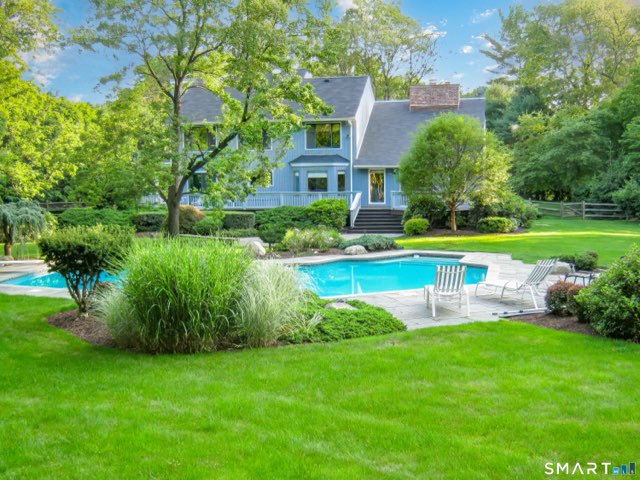 1 Brightfield Lane, Westport