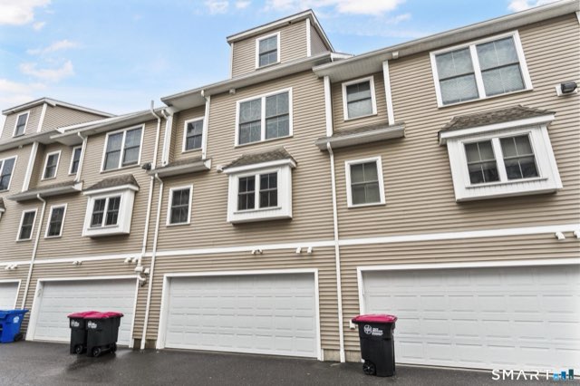 20 West Main Street, Norwalk